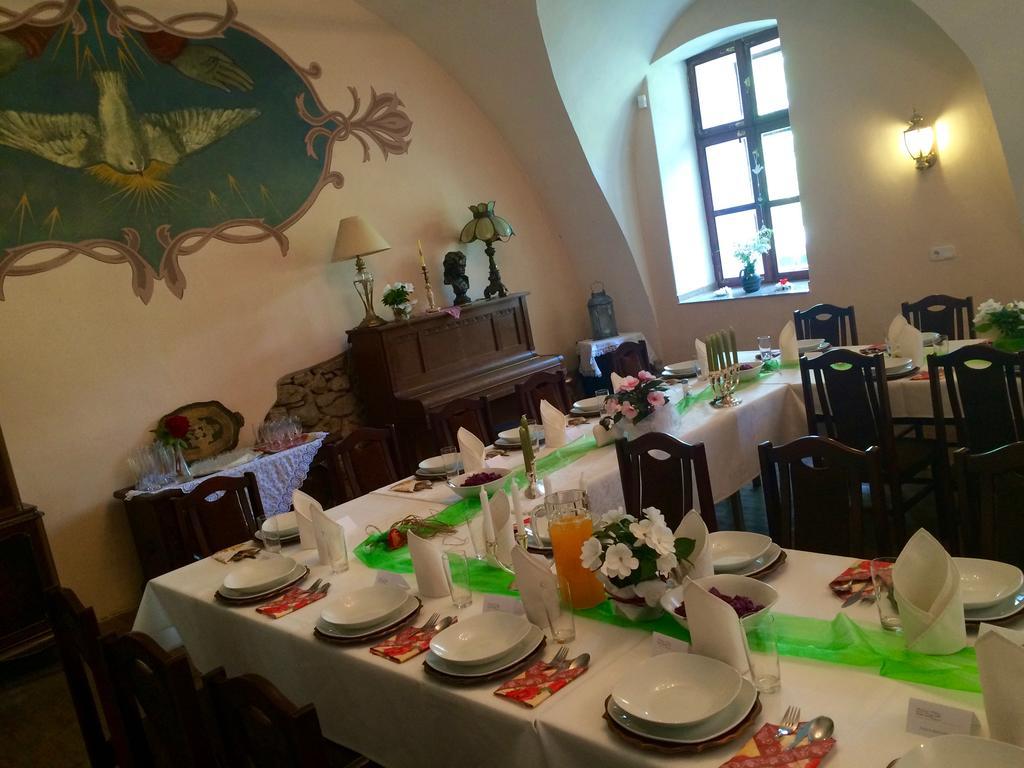 Zamek W Dziegielowie Exterior foto
